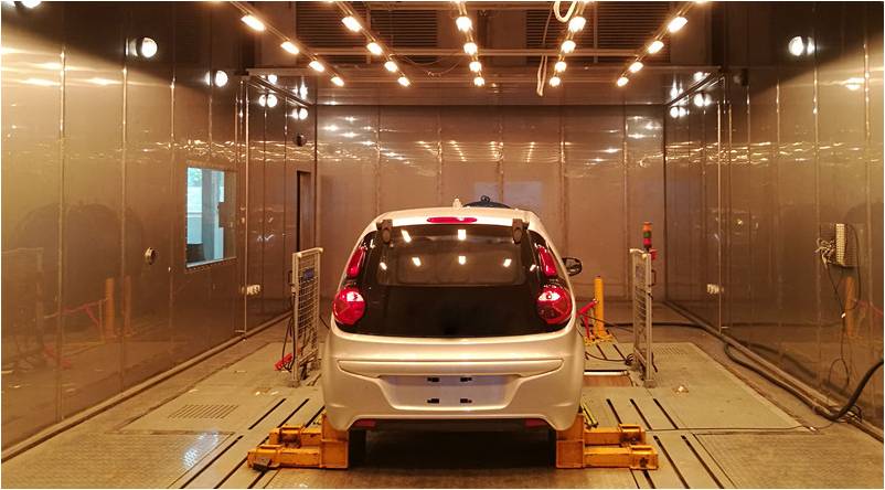 整車太陽輻照模擬系統(tǒng)(高輻照)(圖1) 整車太陽輻照模擬系統(tǒng)(高輻照)(圖1)