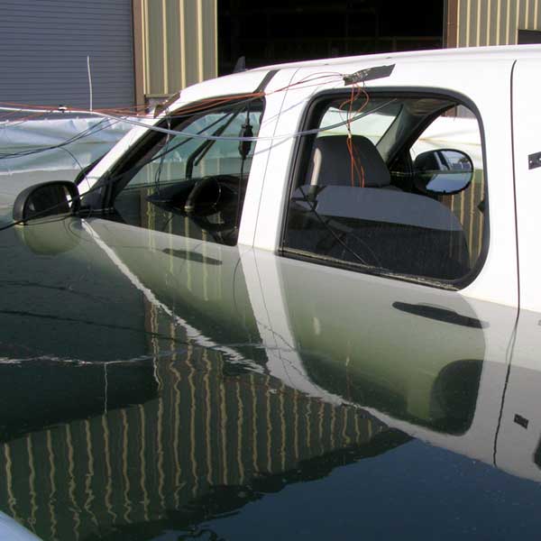 新能源整車涉水試驗室(圖1) 新能源整車涉水試驗室(圖1)